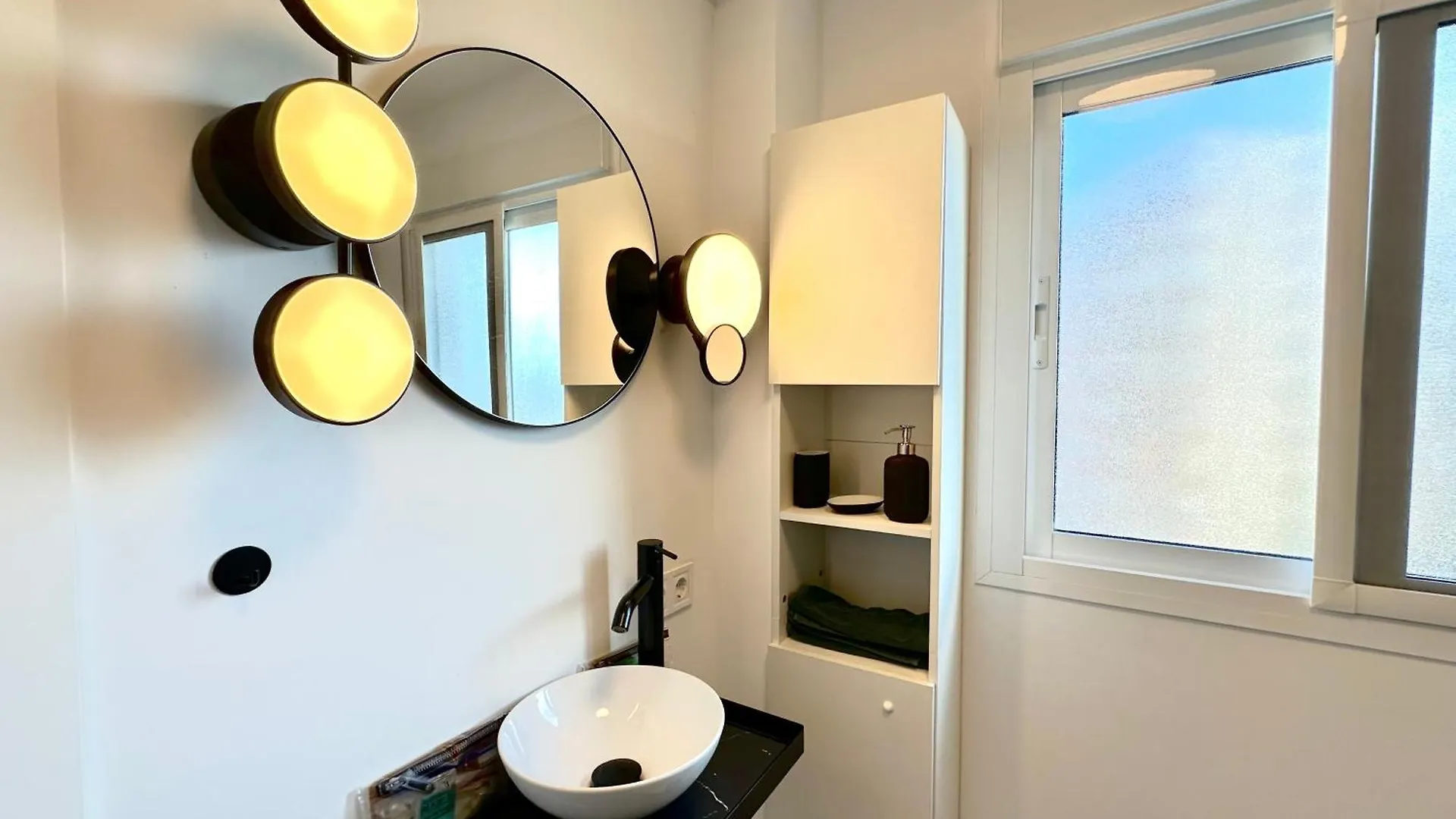 شقة Cg5 - Reformado, 1 Dormitorio, Vistas, Centro 50 Metros Y Playa 700 Metros توريمولينوس إسبانيا
