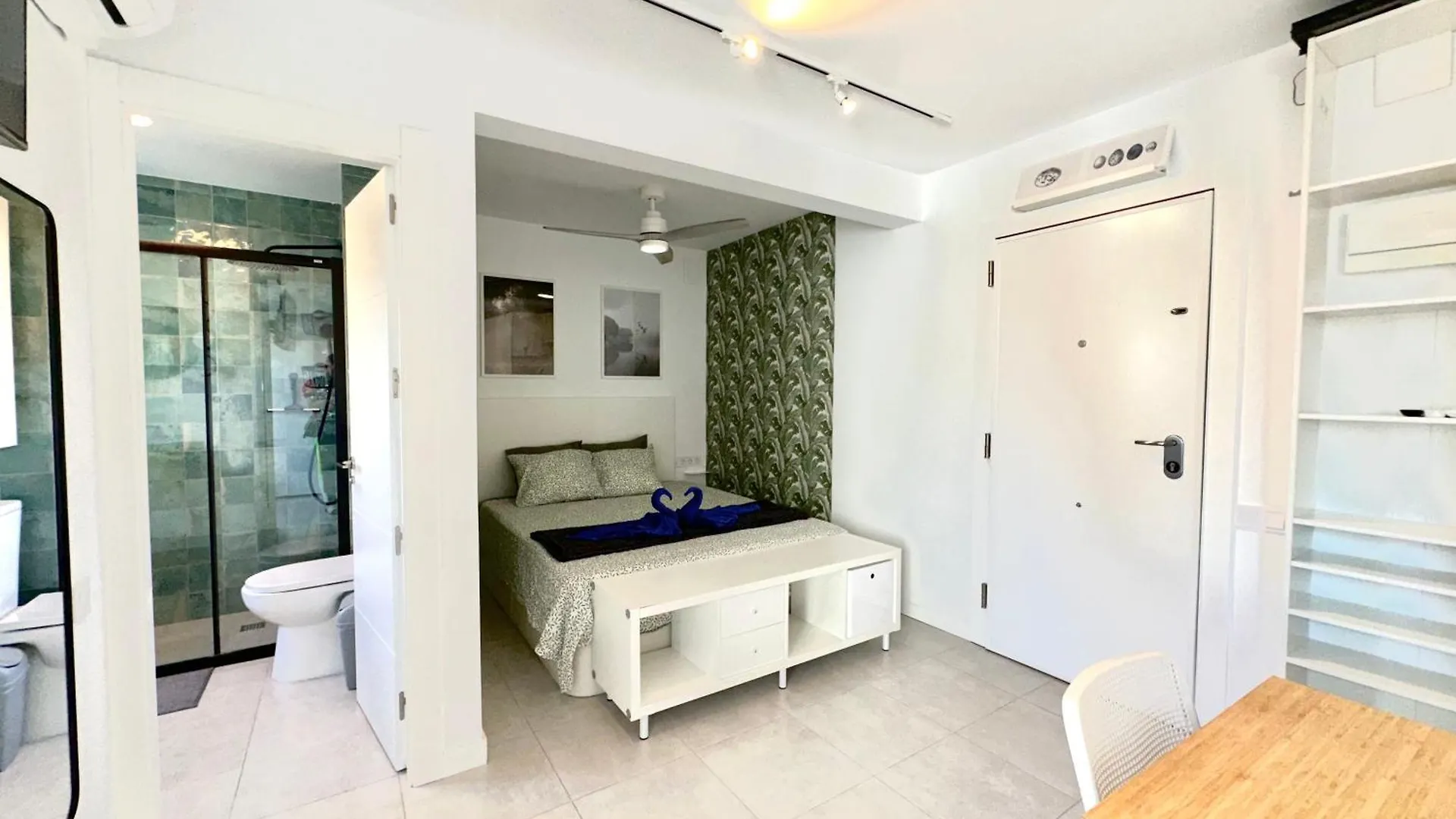 Cg5 - Reformado, 1 Dormitorio, Vistas, Centro 50 Metros Y Playa 700 Metros توريمولينوس شقة